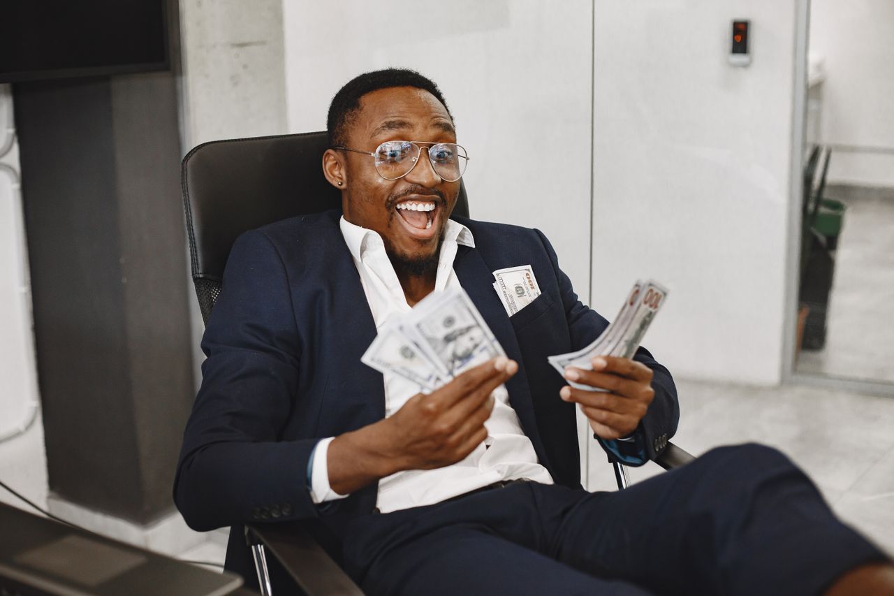 How to Make Money Online for Free in Uganda (2026 Guide)